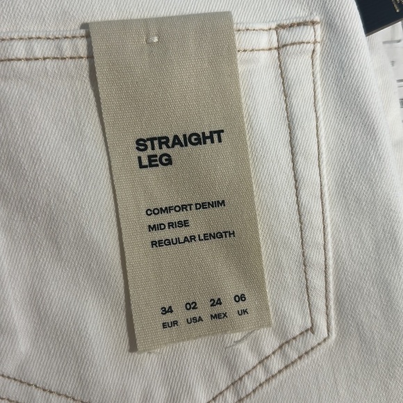 NWT. Massimo Dutti White White Mid -Waist Straight Fit Jeans. Size 2. - Picture 7 of 9